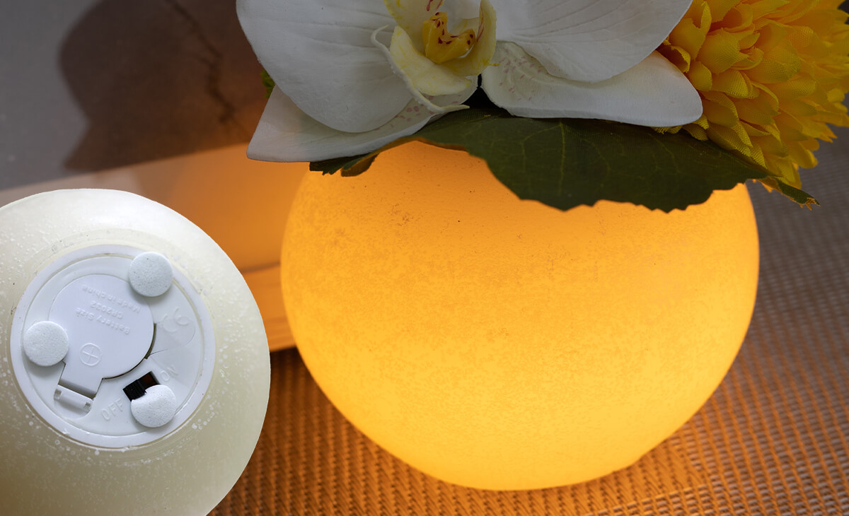 火を使わず手軽に灯せる安心設計